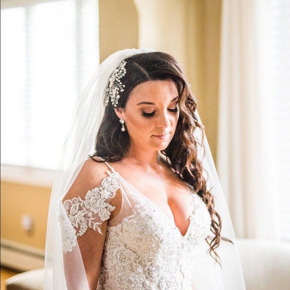 Eve of milady wedding dress - Picture 2 of 10